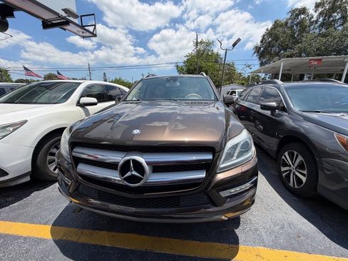 Used 2016 Mercedes-Benz GL 450 4MATIC image 8