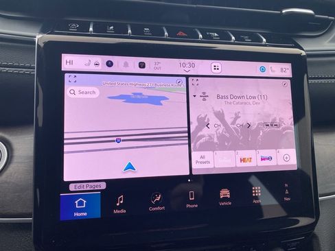 New 2025 Jeep Grand Cherokee Limited w/ Luxury Tech Group II image 24