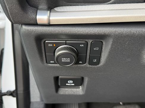 Certified 2025 Ford Expedition Max Active AWD/4WD image 39