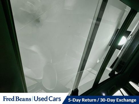 Used 2023 Volkswagen Tiguan SE R-Line image 22