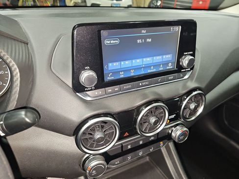 Used 2024 Nissan Sentra S image 21