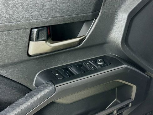 Certified 2024 Toyota Tacoma TRD Off-Road image 17