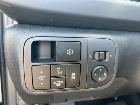 Used 2024 Hyundai Ioniq 6 SE RWD image 34