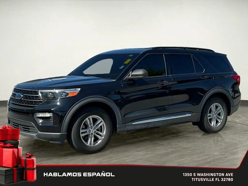 Used 2020 Ford Explorer XLT w/ Equipment Group 202A image 3