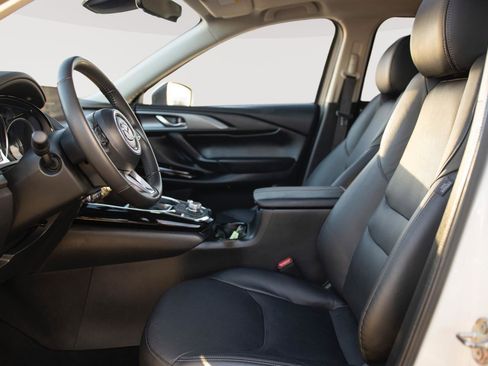 Used 2023 MAZDA CX-9 Touring Plus image 2