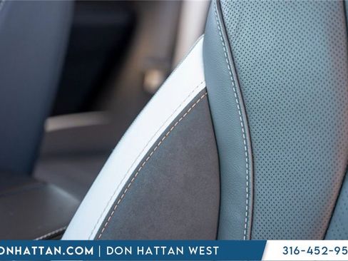 Used 2024 Buick Envision Sport Touring image 22