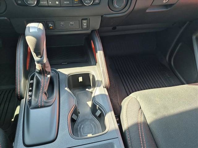 Used 2026 Nissan Frontier Pro-X w/ Pro-X Convenience Package RWD image 12
