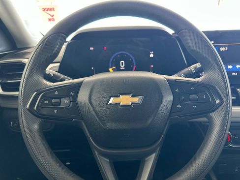 Used 2025 Chevrolet TrailBlazer LT FWD image 22