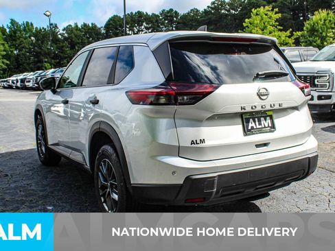 Used 2024 Nissan Rogue S FWD image 4