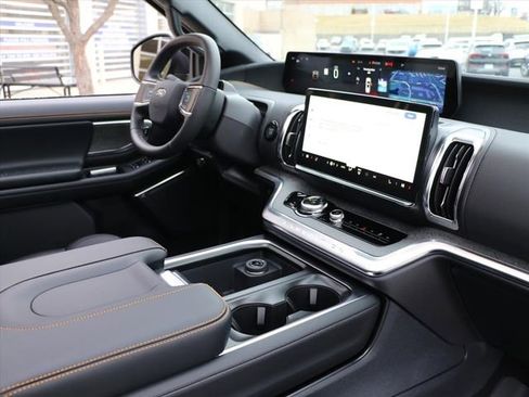 New 2026 Ford Expedition Tremor image 12