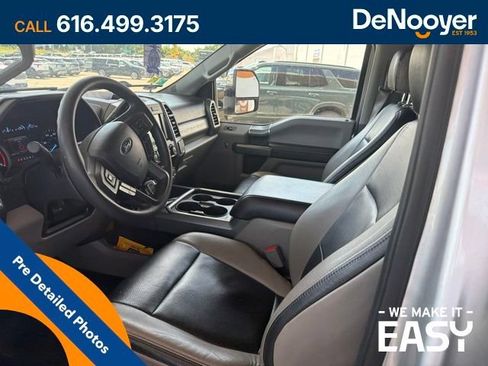 Used 2019 Ford F250 XLT w/ XLT Premium Package AWD/4WD image 8