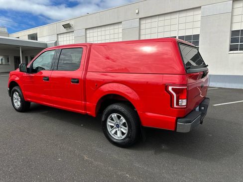 Used 2015 Ford F150 XLT AWD/4WD image 4
