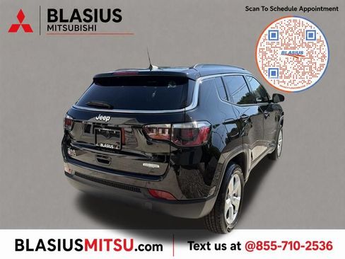 Used 2022 Jeep Compass Latitude AWD/4WD image 10