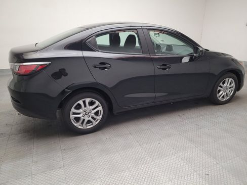 Used 2018 Toyota Yaris iA FWD image 10