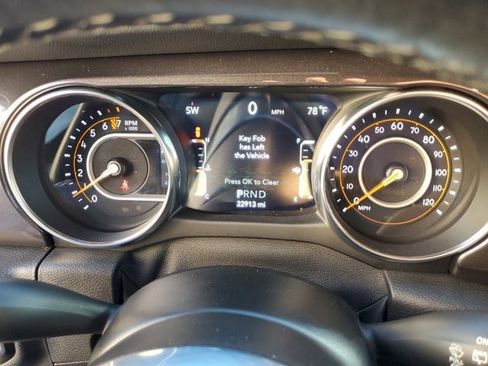 Used 2021 Jeep Wrangler Unlimited Sahara image 30