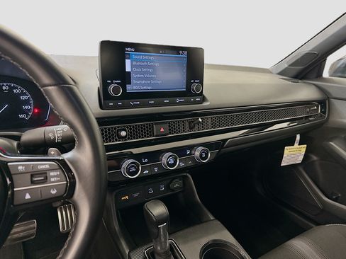 Used 2025 Honda Civic Sport image 25