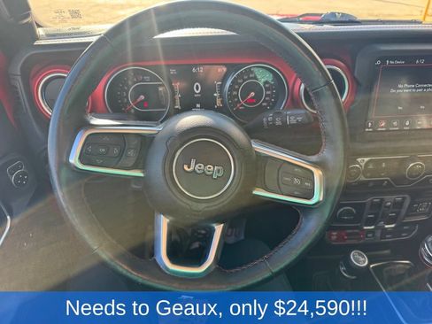 Used 2018 Jeep Wrangler Unlimited Rubicon w/ Dual Top Group AWD/4WD image 26