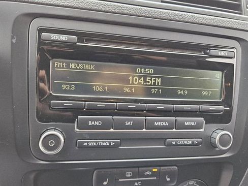 Used 2014 Volkswagen Jetta SE image 27