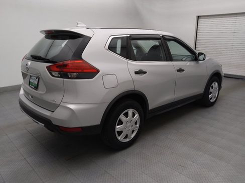 Used 2017 Nissan Rogue S AWD/4WD image 9