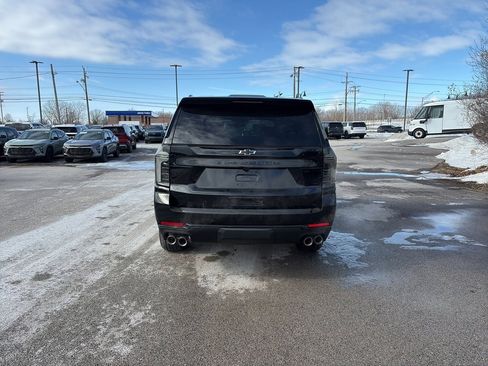 New 2026 Chevrolet Suburban Z71 image 5