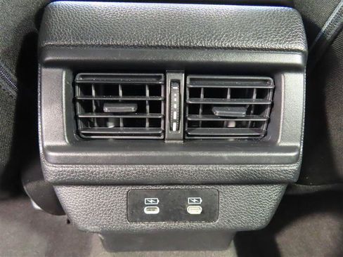 Used 2025 Honda Accord SE image 31