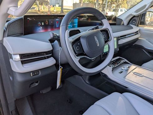 New 2026 Lincoln Navigator L Reserve w/ Jet Appearance Package image 34