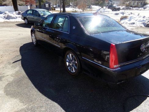 Used 2010 Cadillac DTS Premium w/ Driver Awareness Package FWD image 7