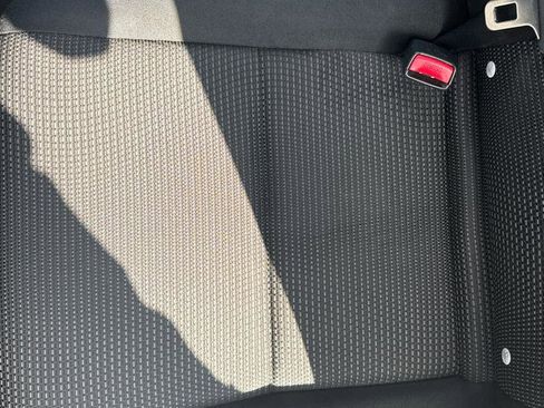 Used 2012 MAZDA MAZDA3 i Touring image 23