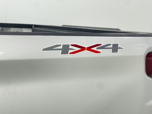 Used 2020 Chevrolet Silverado 1500 LT w/ Fleet Comfort Package image 39