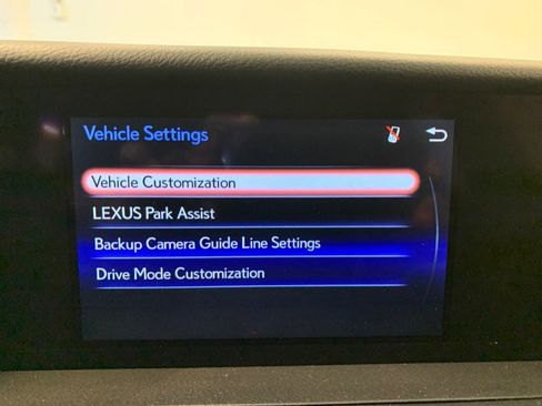 Used 2020 Lexus IS 350 F Sport w/ F Sport Package AWD/4WD image 31