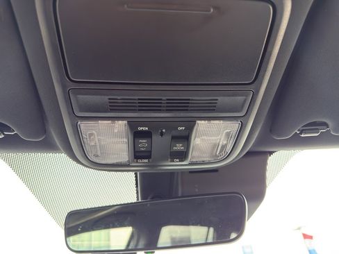 Used 2023 Honda Passport EX-L image 28