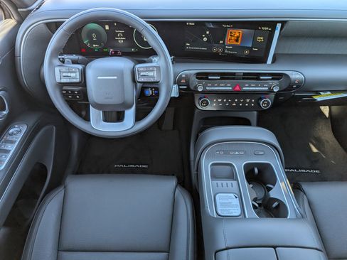 New 2026 Hyundai Palisade Calligraphy AWD/4WD image 6