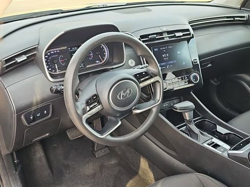 Used 2023 Hyundai Tucson SEL FWD image 19