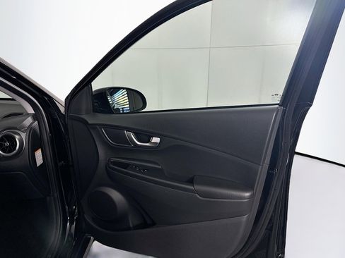 Used 2023 Hyundai Kona SE FWD image 30