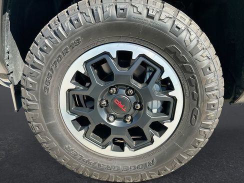 Certified 2025 Toyota 4Runner TRD Off-Road AWD/4WD image 10