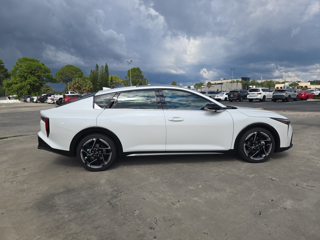 New 2026 Kia K4 GT-Line FWD image 9
