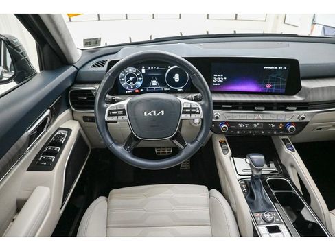 Used 2023 Kia Telluride SX Prestige image 32