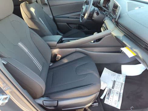 New 2026 Hyundai Elantra SEL Sport Premium image 20