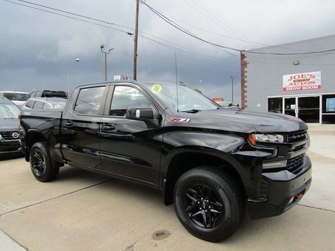 Used 2021 Chevrolet Silverado 1500 LT Trail Boss w/ Convenience Package II image 7