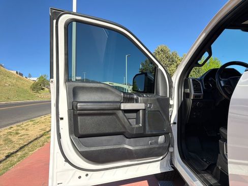 Certified 2018 Ford F150 Platinum w/ Technology Package AWD/4WD image 11