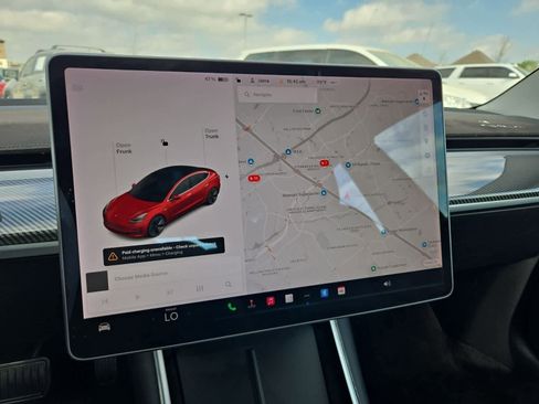 Used 2018 Tesla Model 3 Long Range image 26