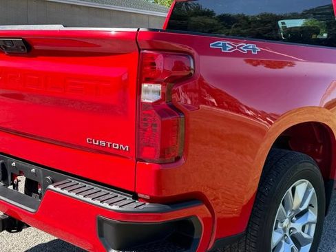 Used 2024 Chevrolet Silverado 1500 Custom AWD/4WD image 11