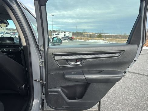 Used 2023 Honda CR-V LX image 21