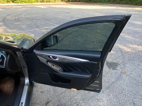 Used 2015 INFINITI Q50 w/ Moonroof Package RWD image 54