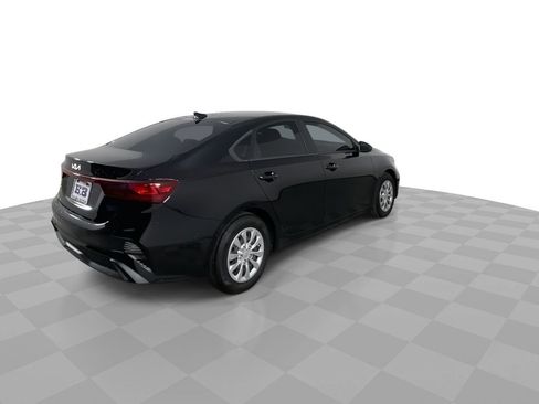 Used 2022 Kia Forte Sedan image 8