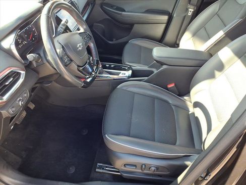 Certified 2023 Chevrolet TrailBlazer RS w/ Convenience Package image 6