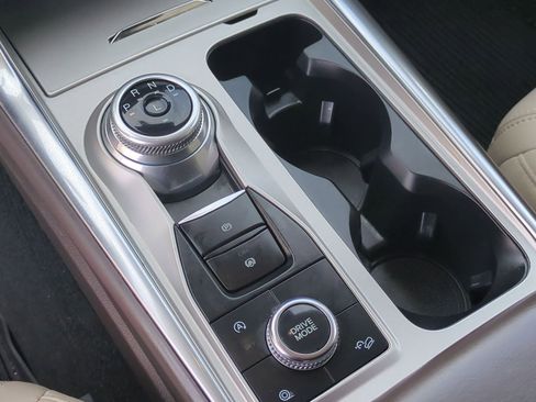 Used 2023 Ford Explorer Platinum w/ Equipment Group 601A image 39