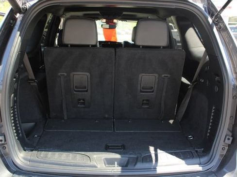 Used 2024 Dodge Durango GT AWD/4WD image 11
