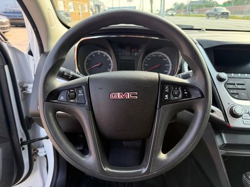 Used 2017 GMC Terrain SLE FWD image 28