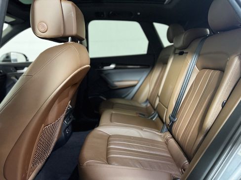 Used 2018 Audi Q5 2.0T Premium Plus w/ Premium Plus Package image 23